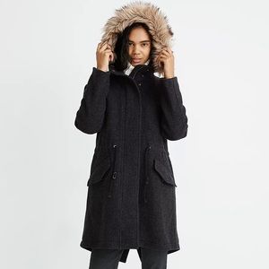 NWOT Madewell wool parka in grey/navy color with removable fur hood trim. Medium